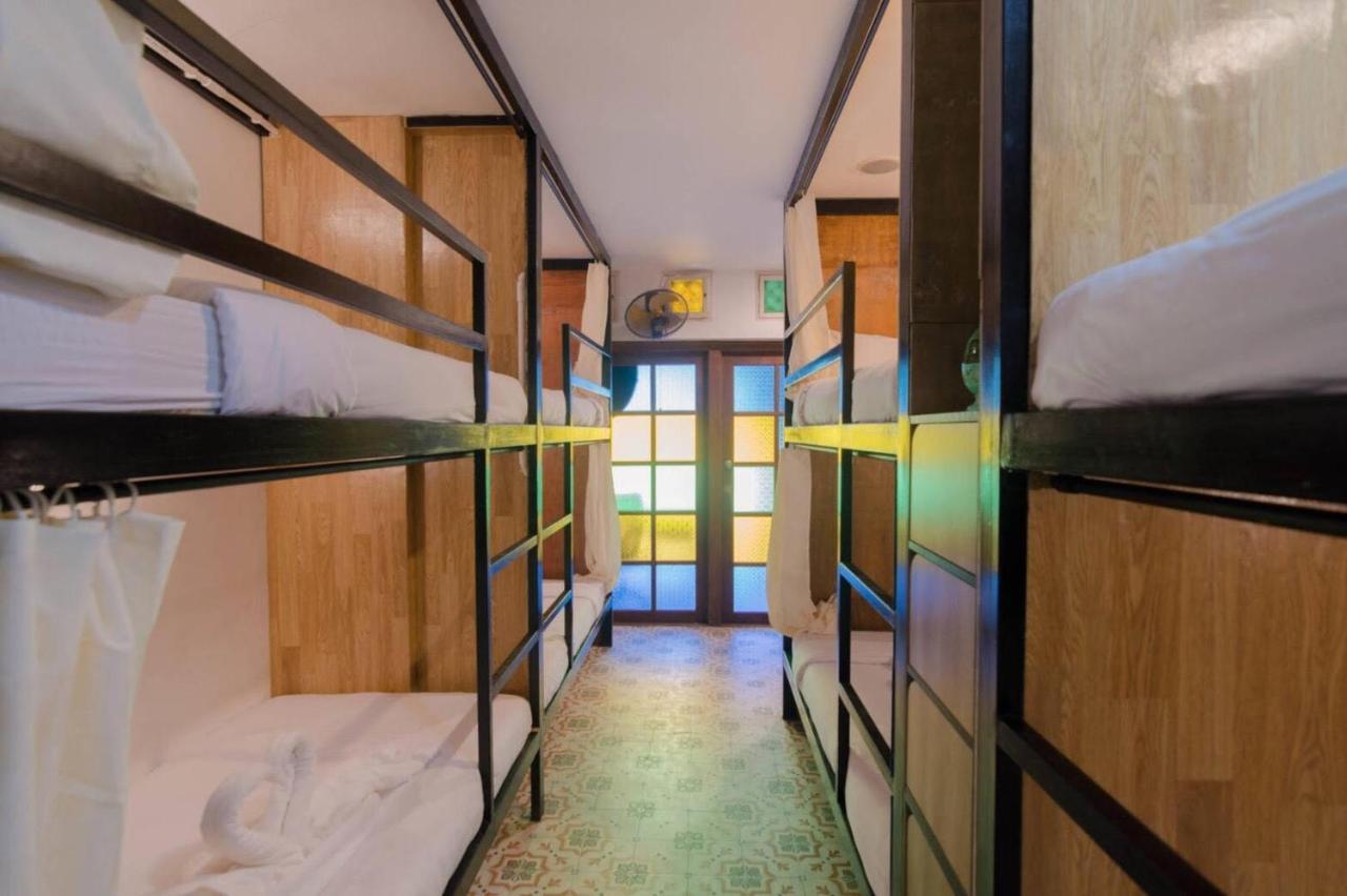 Bed At Beach Hostel Phuket Zewnętrze zdjęcie